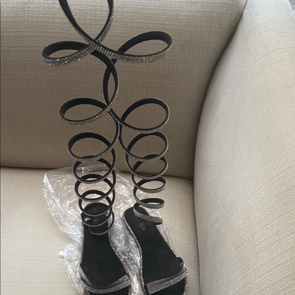 Elegant Black and Silver Rhinestone Strappy Sandals - Picture 2 of 6